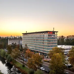 Corendon New-west, A Tribute Portfolio Ámsterdam